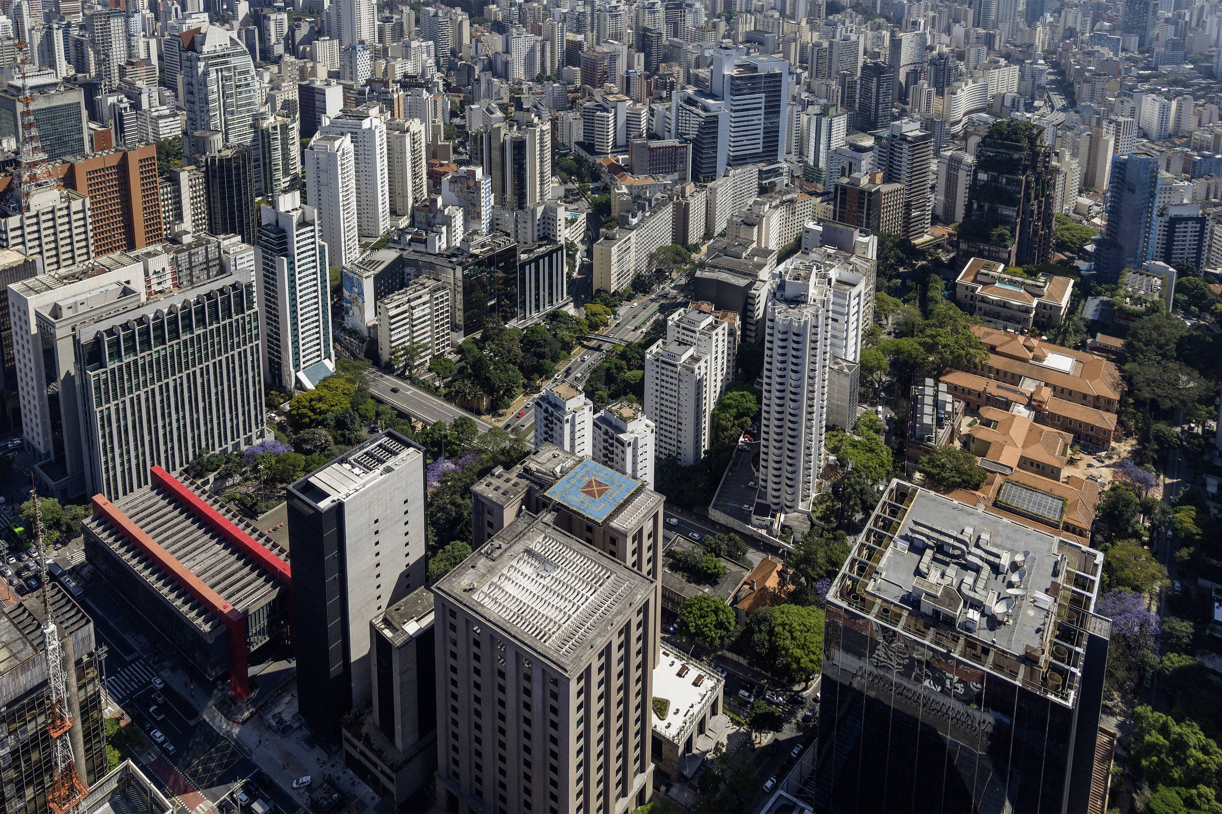 Avenida Paulista se destaca com menor vacância de escritórios em São Paulo