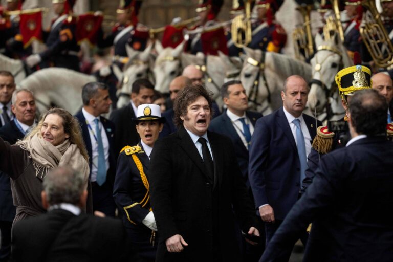 Milei nomeia primeiro militar para o Ministério da Defesa na Argentina desde 1983