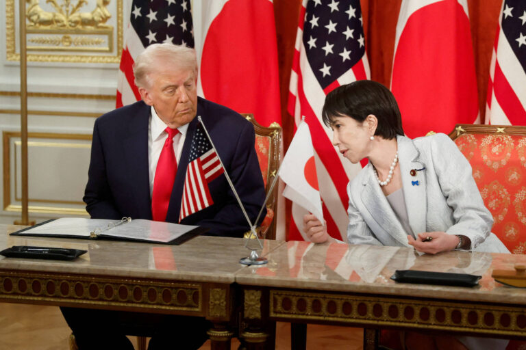 Japão e EUA reforçam aliança em meio a tensões com a China