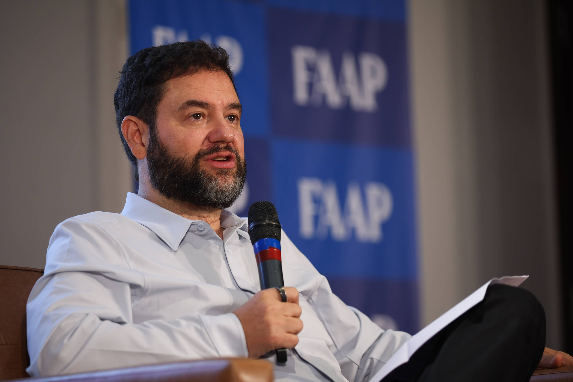 Debates sobre os desafios do jornalismo marcam encontro entre Folha e Faap
