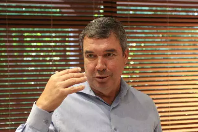Riedel Foca em Concluir Plano de Governo em MS e Adia Discussão Sobre Reeleição em 2026