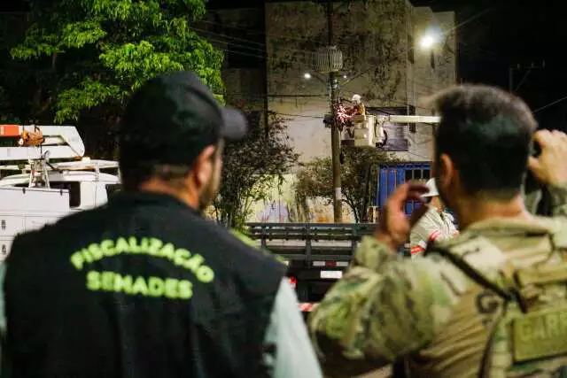 Campo Grande Resgata o Centro: Força-Tarefa Elimina Cabos Soltos em Ação Noturna