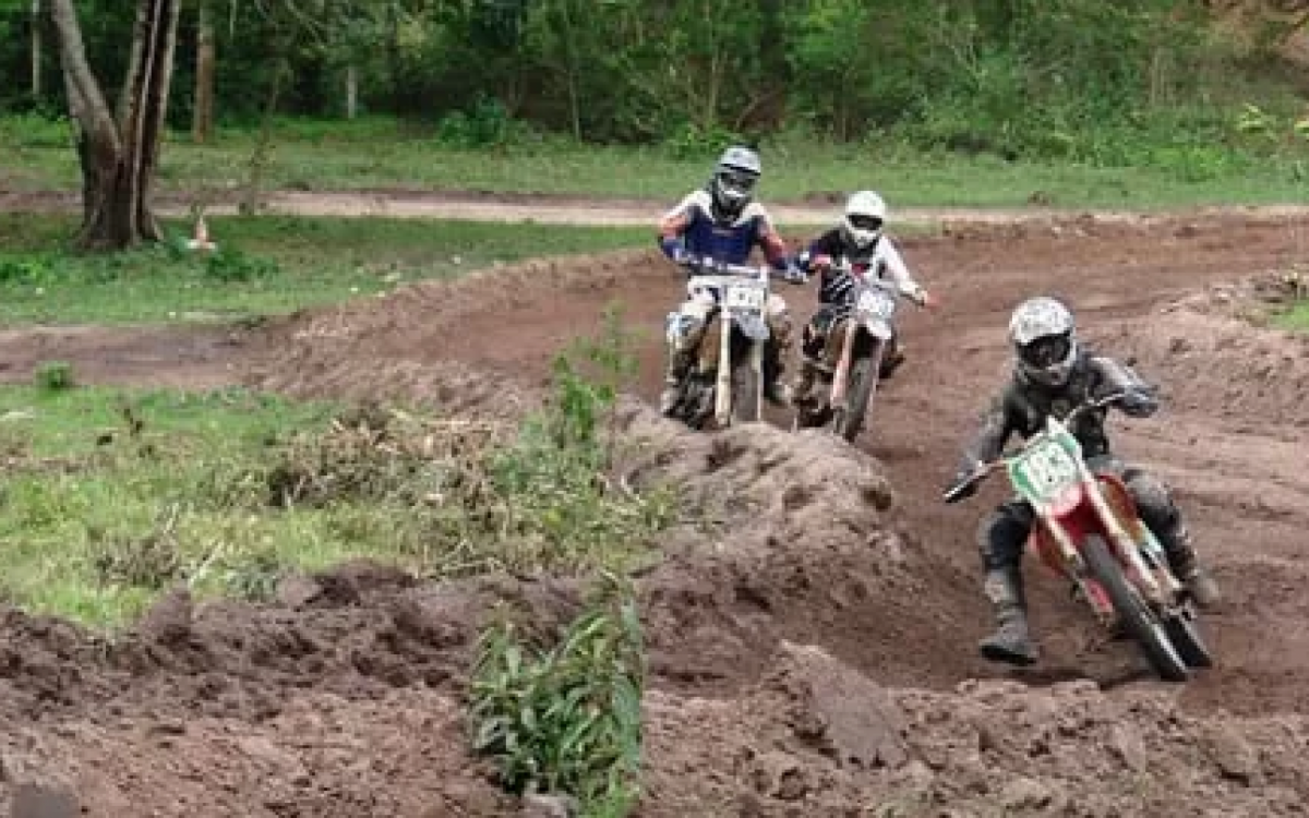 Morro Grande Acelera: Copa Araruama de Velocross Agita o Fim de Semana