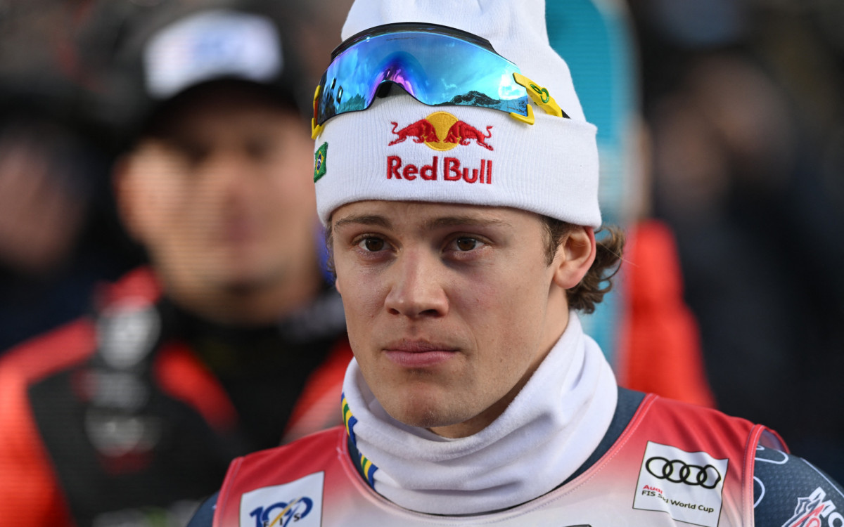 Brasileiro Lucas Braathen Faz História no Esqui Alpino e ‘Adota’ Rena na Finlândia