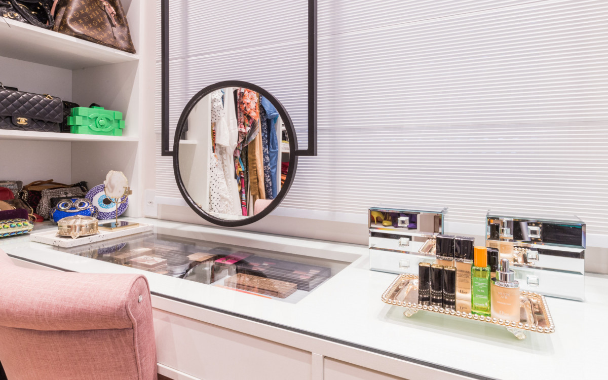 Penteadeira Repaginada: Dicas de Decoração para um Espaço Multifuncional e Charmoso