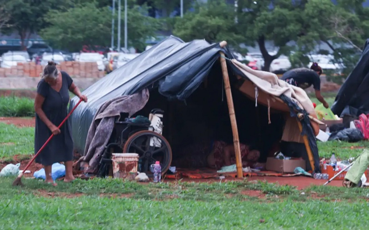 Brasil Alerta: População de Rua Dispara e Ultrapassa 358 Mil, Sudeste Concentra Maior Parte