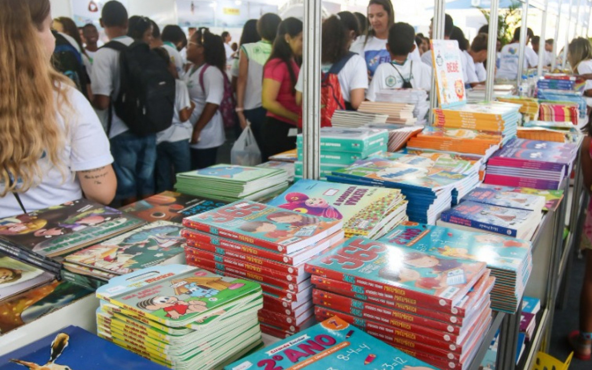 Saquarema se transforma em palco literário com a FLIS 2025