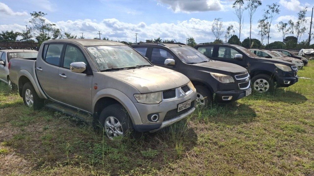 Detran-RO Leiloa Mais de 500 Veículos Recuperáveis em Diversos Municípios do Estado