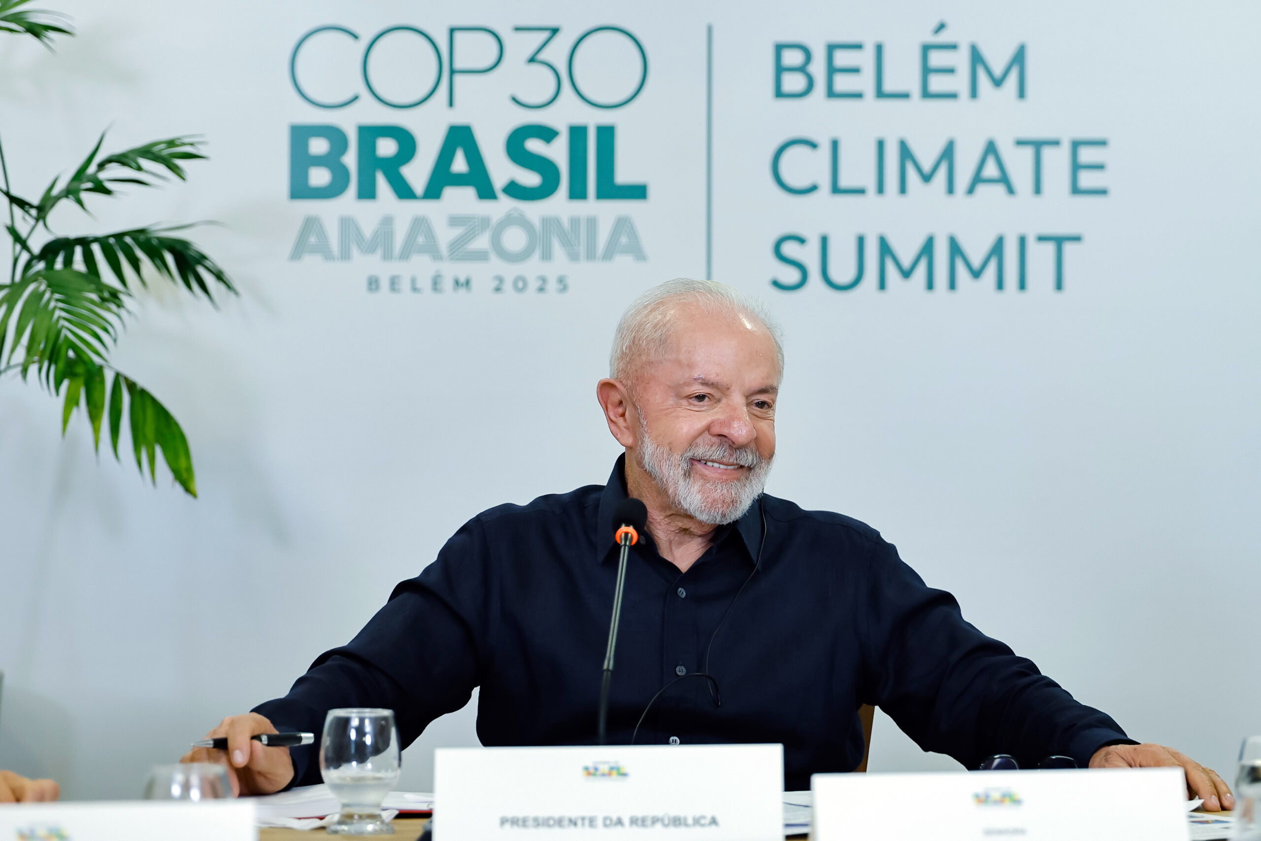 Lula convoca líderes globais para a ‘COP da verdade’ na Amazônia, com foco em ação climática urgente