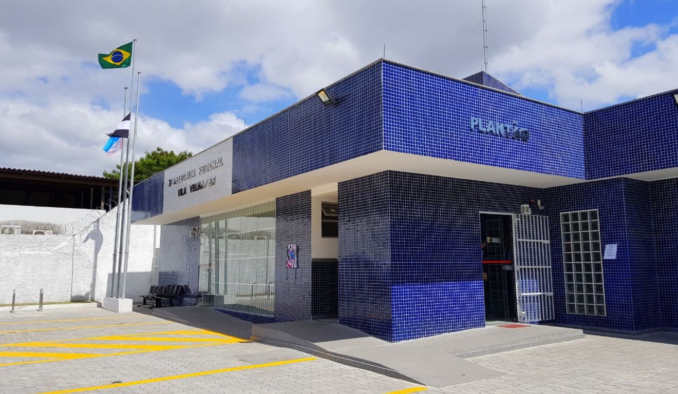 Racismo Explícito: Hóspede é Presa Após Ataques com Bananas e Injúria Racial em Hostel de Vila Velha