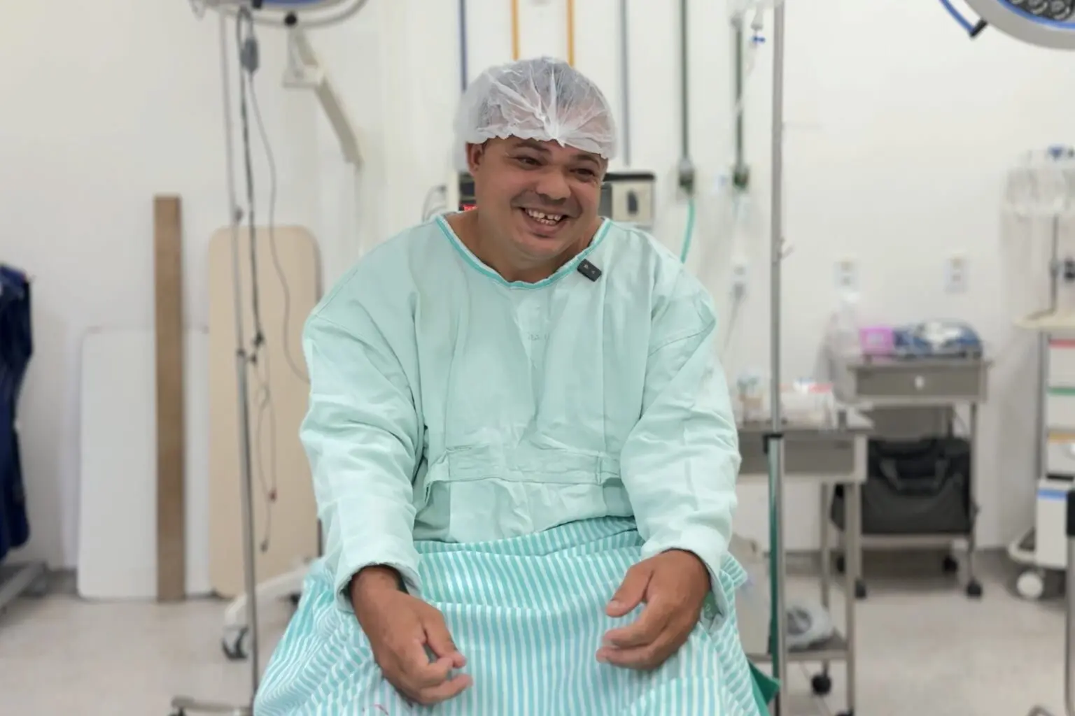 Acreano volta a ter esperança: Cirurgia de quadril inovadora promete mobilidade em breve