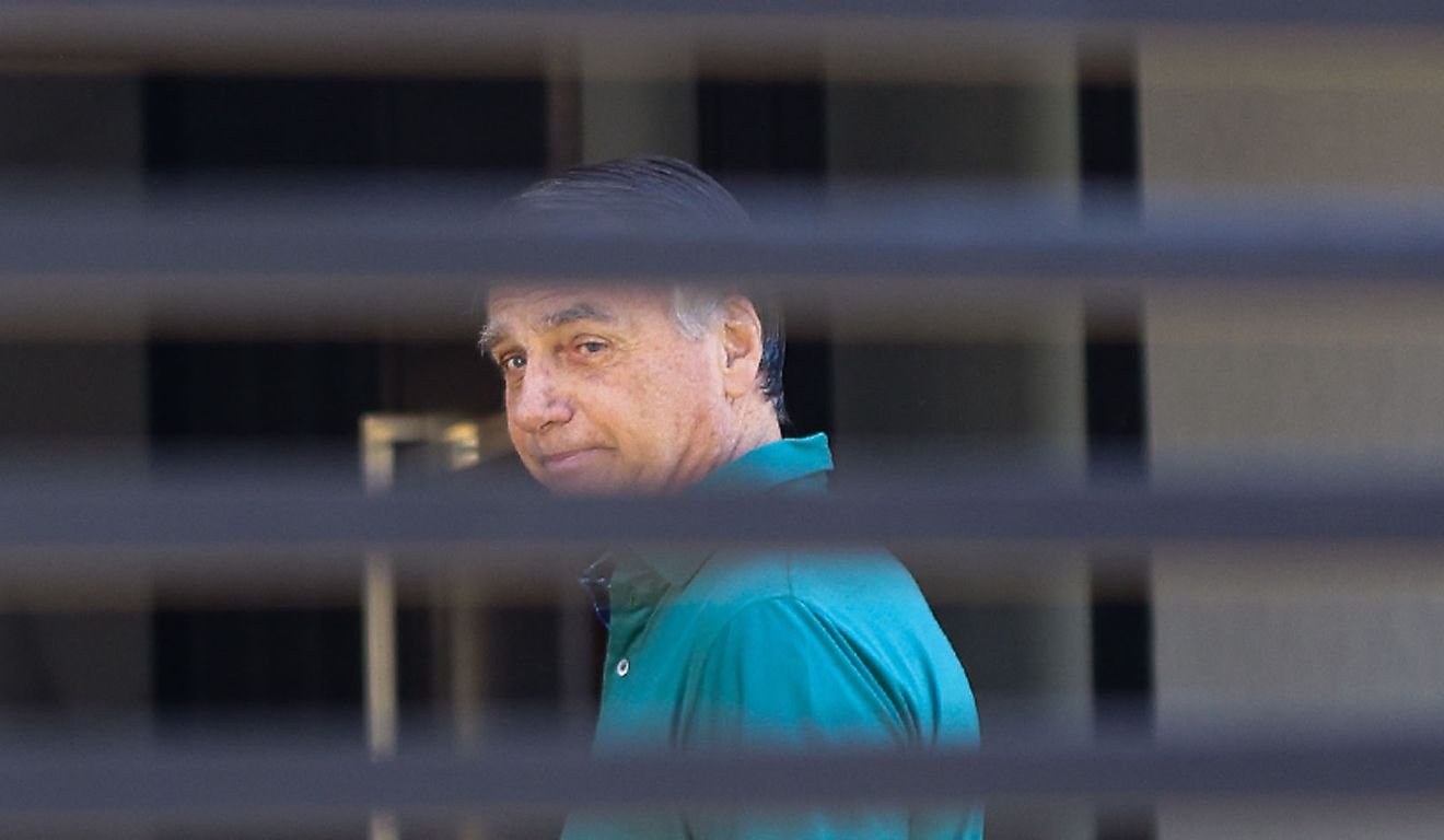 Bolsonaro Admite Ter Usado Ferro Quente para Danificar Tornozeleira Eletrônica, Revela Relatório