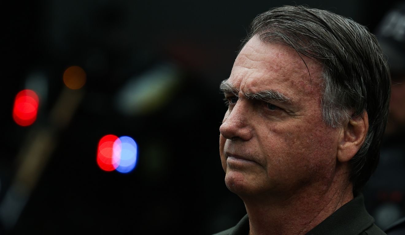 Defesa de Bolsonaro Contesta Prisão e Alega ‘Humilhação’ com Tornozeleira Eletrônica