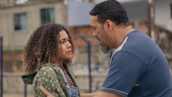 “Três Graças”: Joélly Sofre Ataque Cruel e é Resgatada por Misael em Cena Dramática