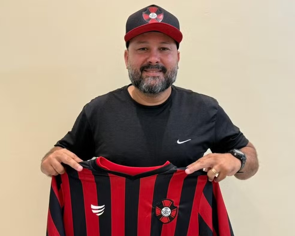 Silêncio Rompido: Moto Club Define Base para 2026 com 12 Reforços