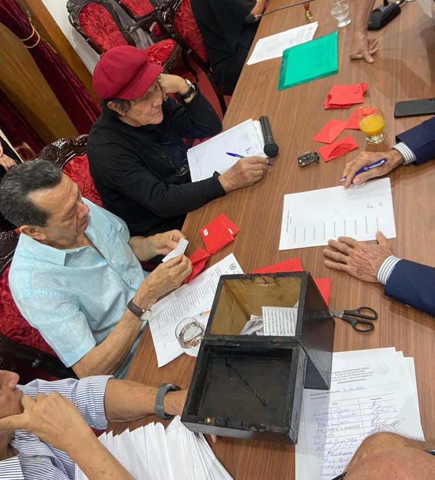 Lourival Serejo é Reconduzido à Presidência da Academia Maranhense de Letras para o Biênio 2026-2027