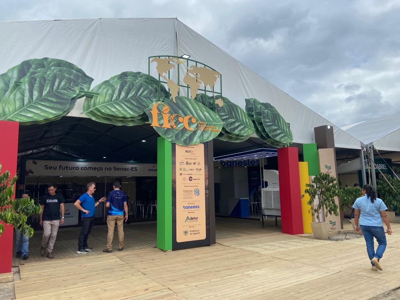 China de Olho no Café Conilon Capixaba: Comitiva Busca Ampliar Parcerias com Pequenos Produtores