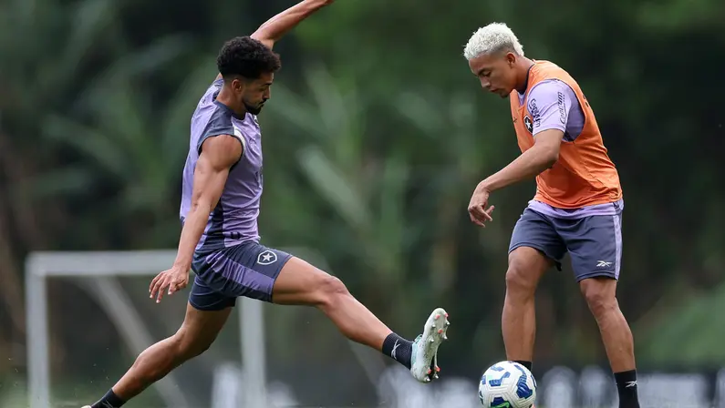 Retorno à Vista: Jordan Barrera Supera Lesão e Pode Reforçar o Botafogo Contra o Sport