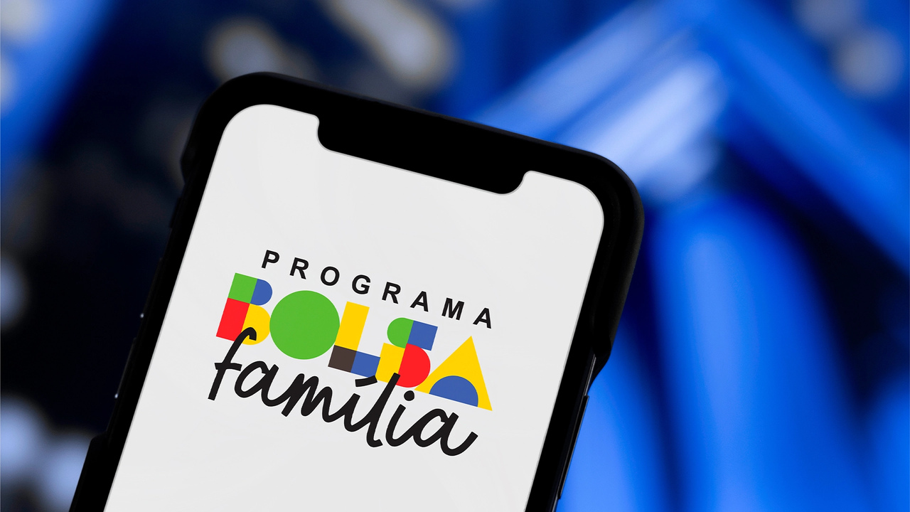 TCU Investiga Desvio de R$3,7 Bilhões do Bolsa Família para Apostas: CPFs de Beneficiários em Risco?