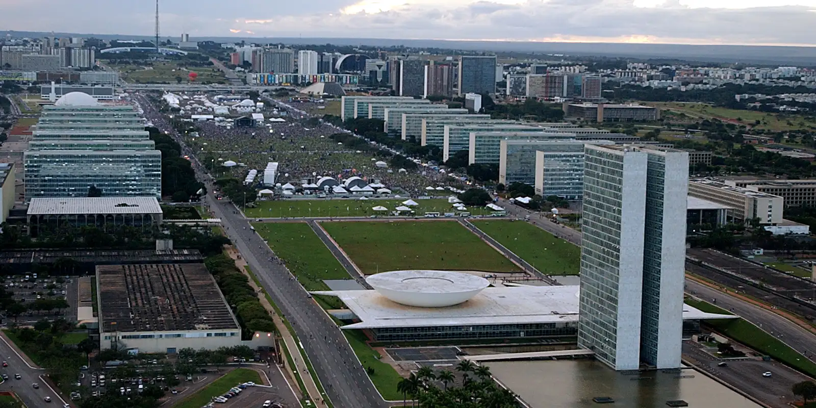 Congresso Abre Caminho para Estados Aliviarem Dívidas com a União