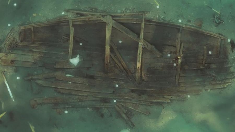 Coreia do Sul resgata navio de 600 anos com carga preservada