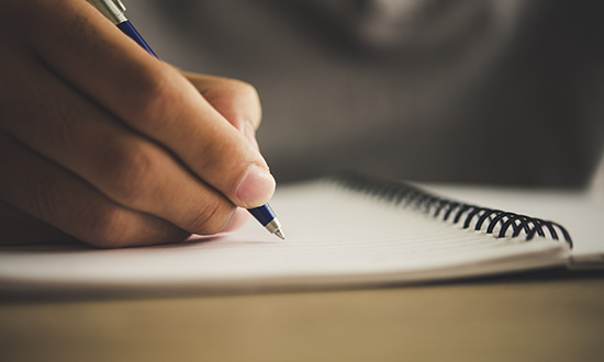 Aracaju Impulsiona a Criatividade com Oficina de Escrita Gratuita