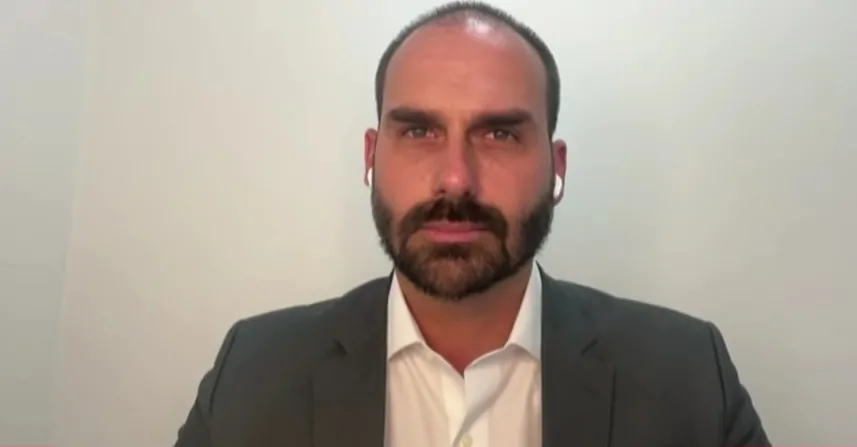 Eduardo Bolsonaro Defende Fuga de Condenados do 8 de Janeiro e Ataca STF