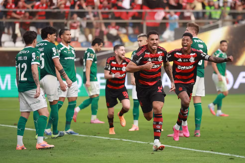 Flamengo Entra para a História: Tetracampeonato da Libertadores Coroa Geração Rubro-Negra