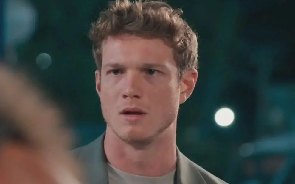 Em ‘Três Graças’, Beijo Impulsivo de Leonardo em Viviane Desencadeia Consequências Inesperadas