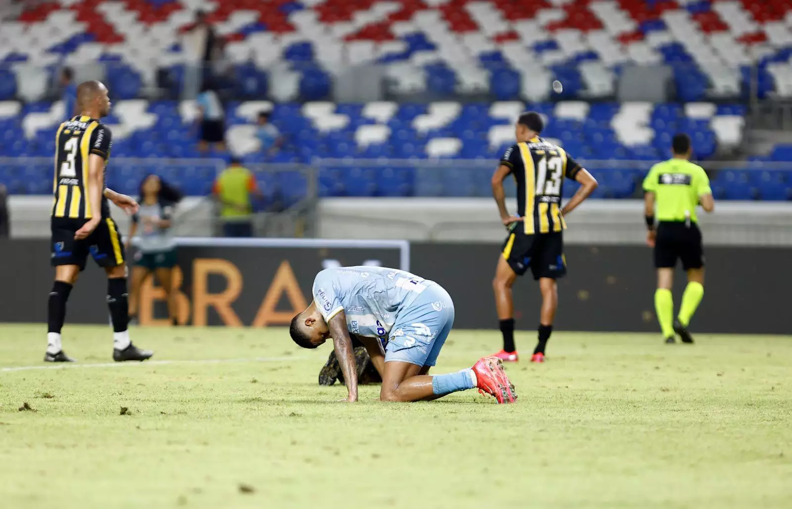 Do Céu ao Inferno: Paysandu Bate Recorde de Arrecadação em 2025, Mas Amarga Rebaixamento