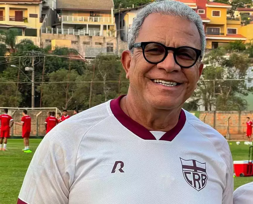 Hélio dos Anjos: Futuro no Náutico Incerto e Dívida Milionária Assombra o Paysandu