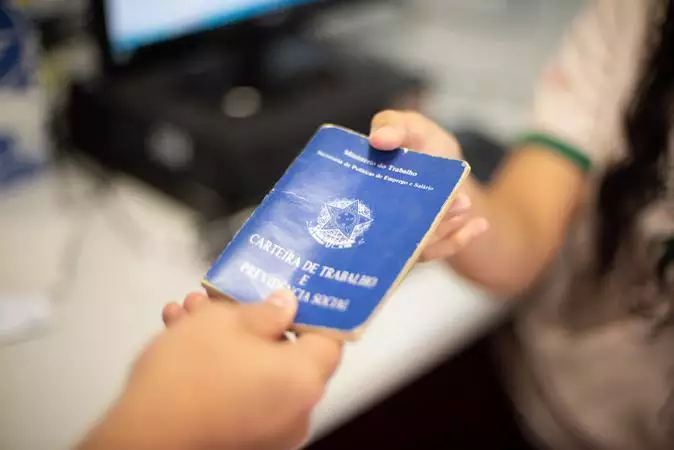 Pará Impulsiona Emprego Formal: Setor de Serviços Lidera Criação de Mais de 9,7 Mil Vagas em Setembro