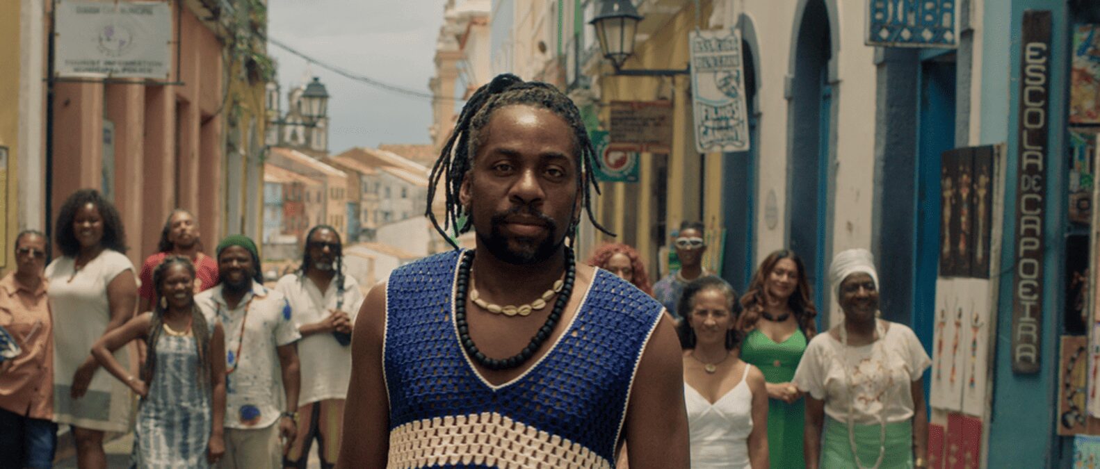 “Sangramos Igual”: Desabafo Exasperado Contra o Racismo Viraliza