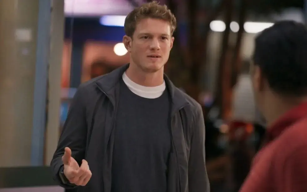 Em ‘Três Graças’, Leonardo Confronta Legado Sombrio do Pai em Esquema de Falsificação