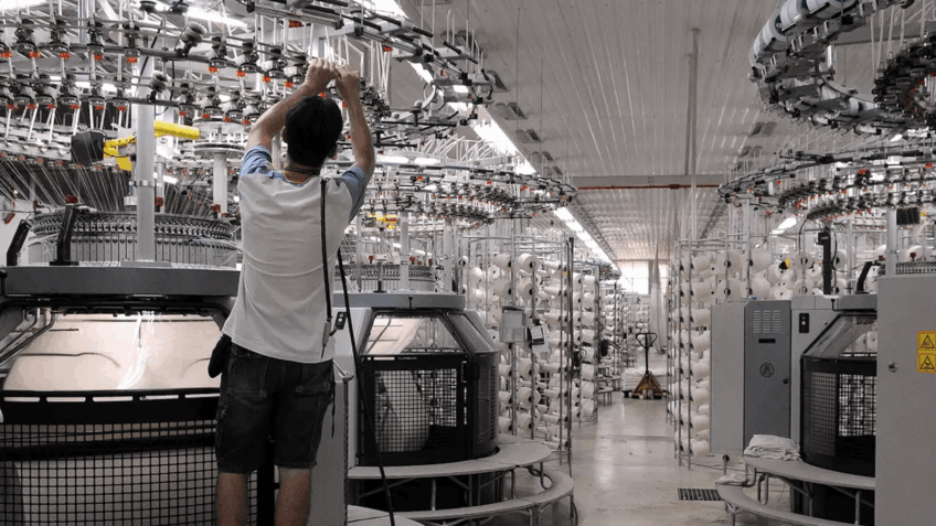 Produção industrial do Brasil cai 0,4% em setembro