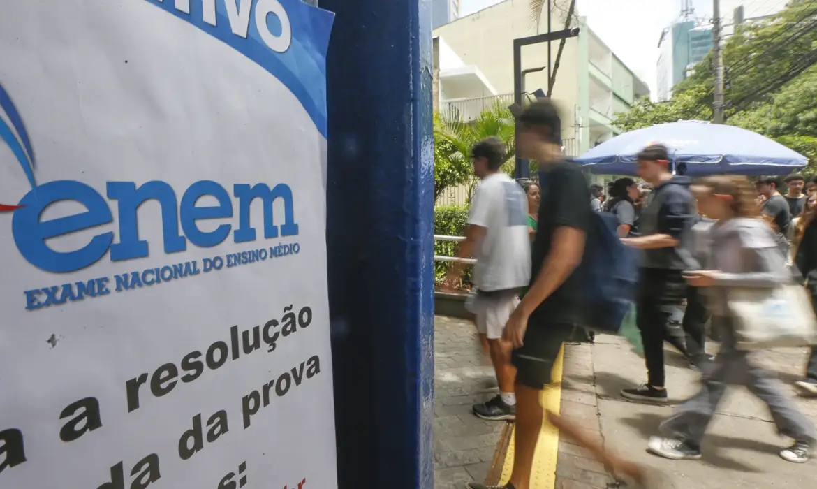 ENEM 2025: Desvende os Segredos do Cálculo da Nota e Maximize seu Desempenho