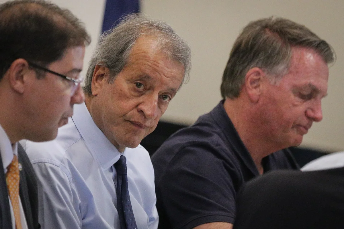 PL articula manobra para votar anistia na Câmara burlando ausência de Motta