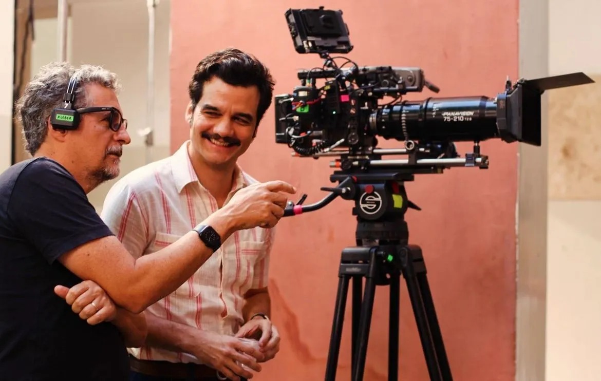 Wagner Moura Brilha nos EUA e Aumenta Expectativa para o Oscar com ‘O Agente Secreto’