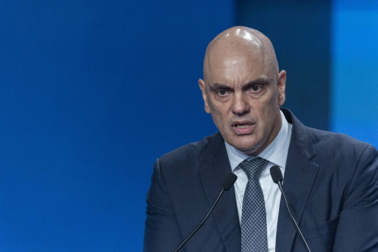 Moraes nega ligações para Galípolo sobre compra do Banco Master