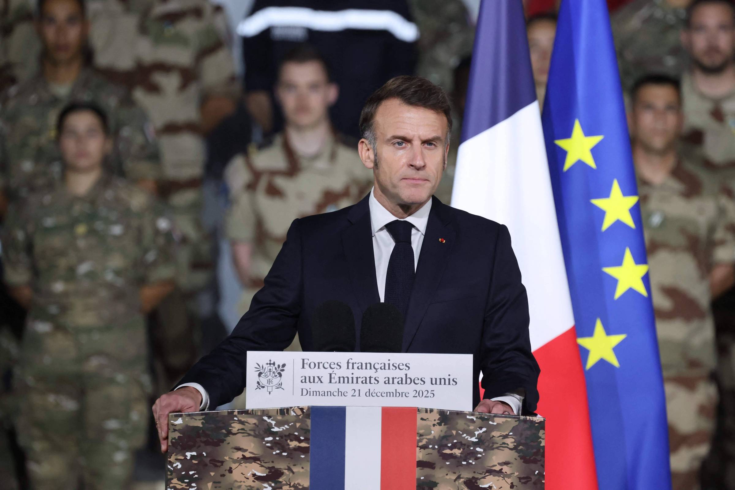 Macron convoca aliados para reunião decisiva sobre segurança da Ucrânia em janeiro