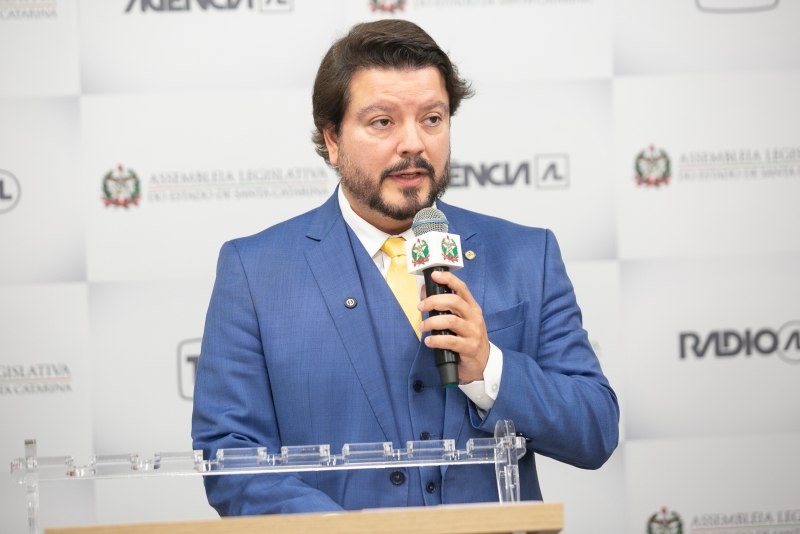 SC: Projeto de Lei quer fornecer spray de pimenta gratuito para mulheres com medida protetiva