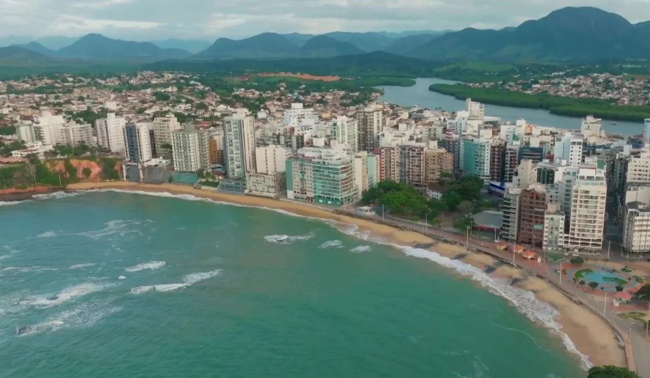 Guarapari Restringe Entrada de Ônibus de Turismo: Alimentos e Utensílios Proibidos