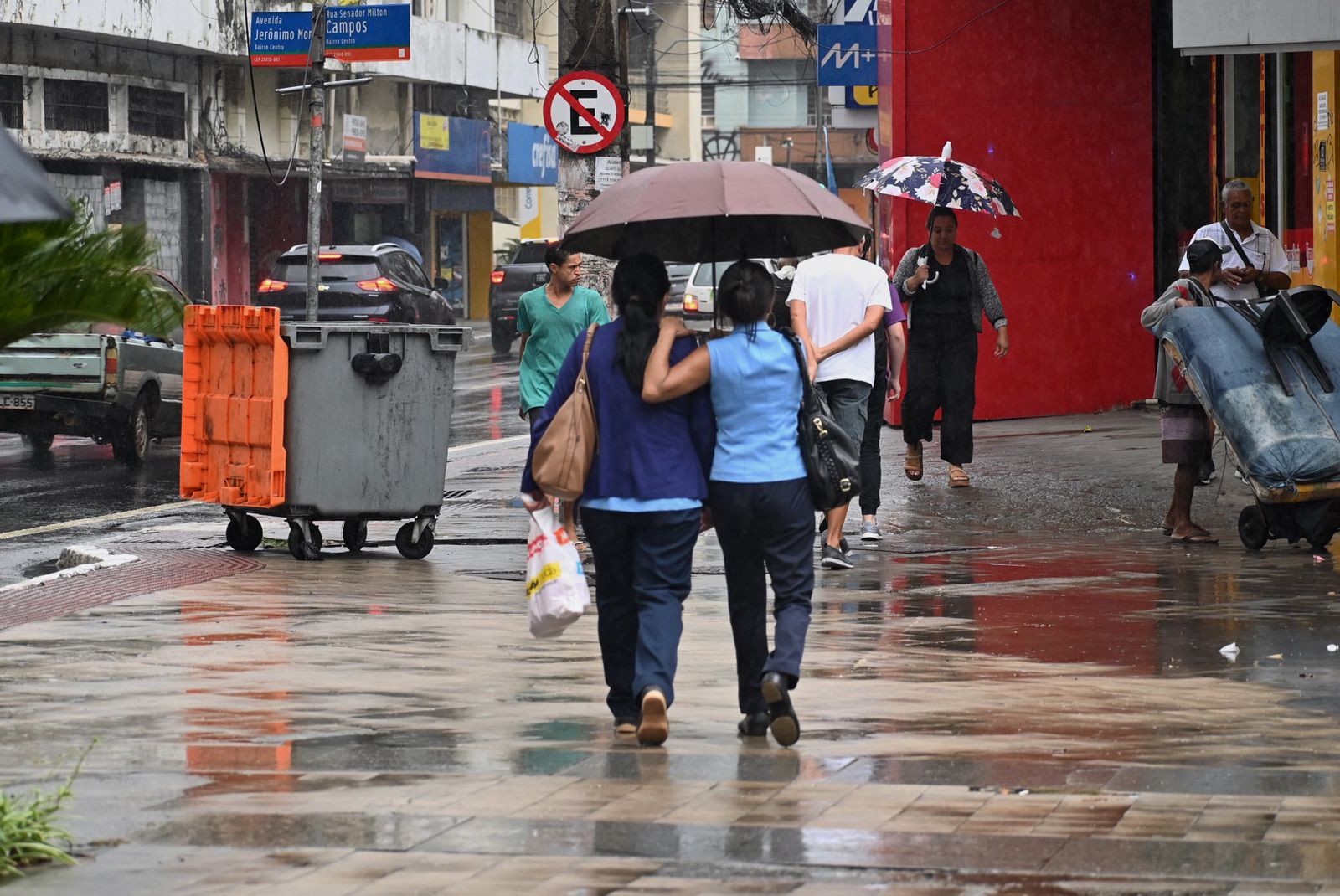 Espírito Santo em Alerta: Fim de Semana com Risco de Temporais e Mais de 80mm de Chuva em 24h