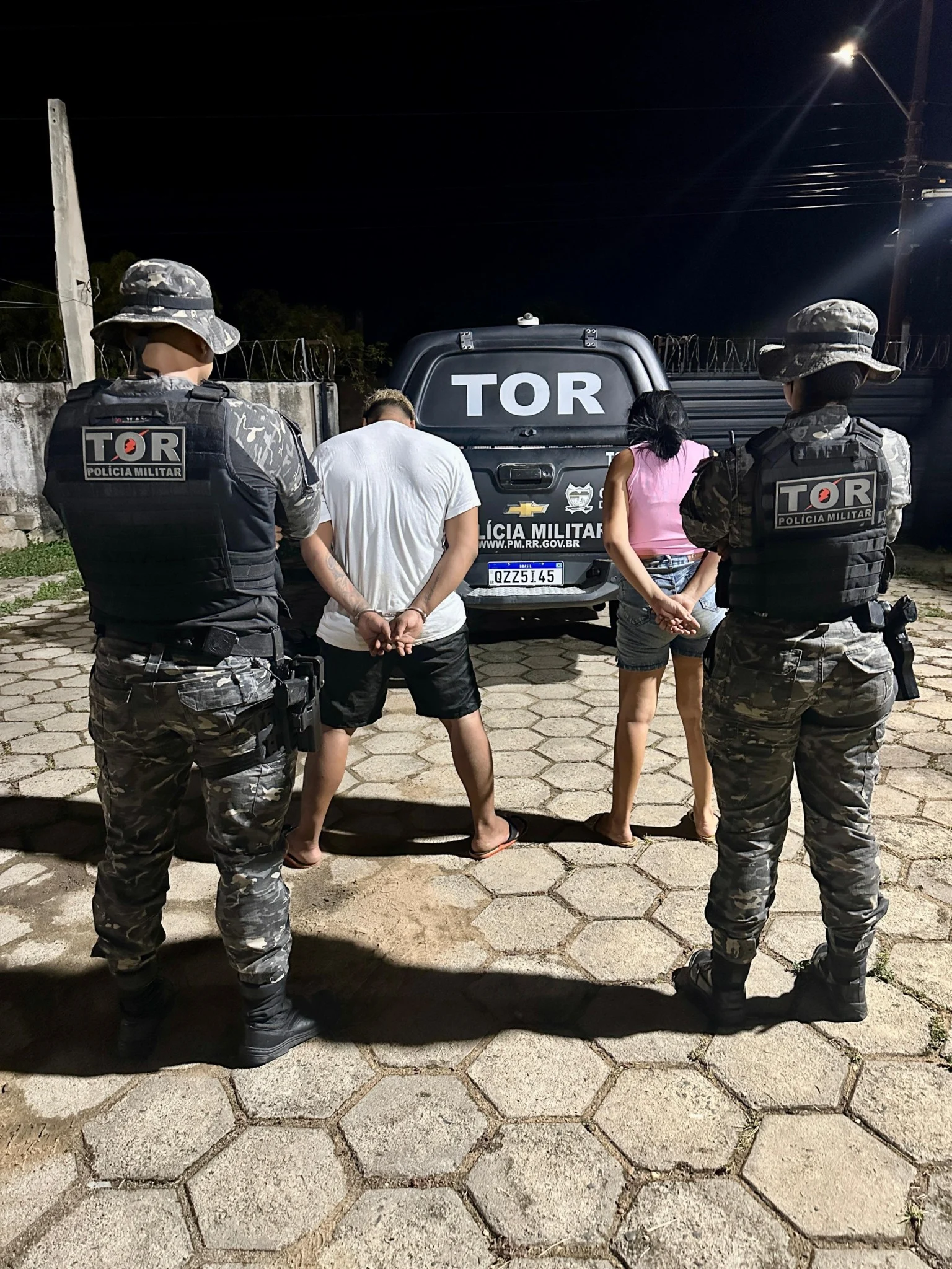 Tático Ostensivo Rodoviário apreende drogas e dinheiro escondidos em garrafa térmica; mulher é presa e adolescente apreendido em Boa Vista