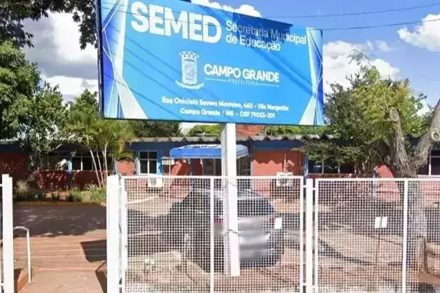 Semed convoca pais para confirmar matrículas na rede municipal e garante ampliação de vagas