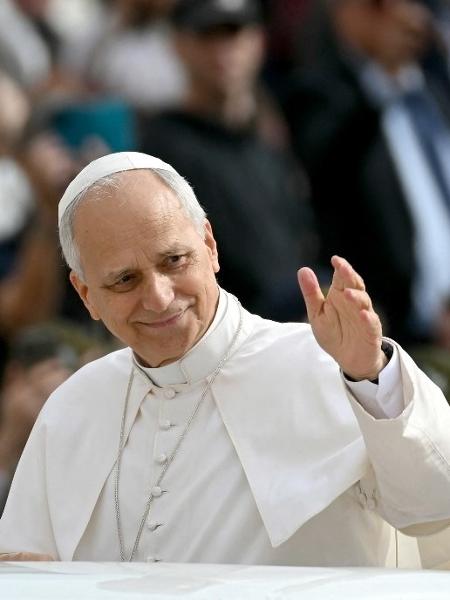 Papa Leão 14 pede diálogo dos EUA com a Venezuela