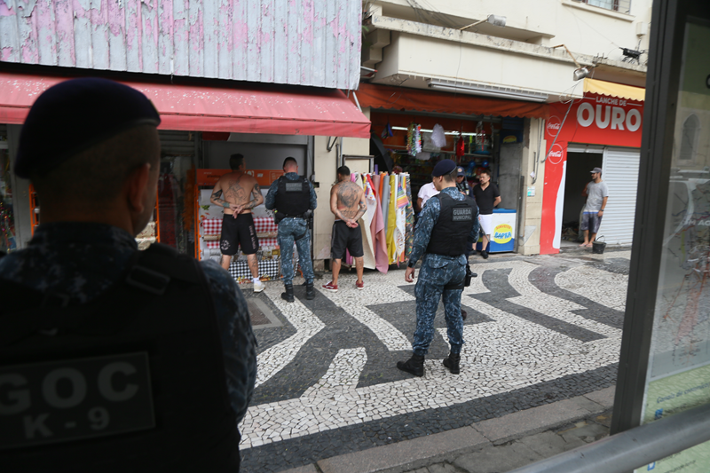 Operação Centro Seguro reforça segurança e resulta em 16 prisões em Curitiba