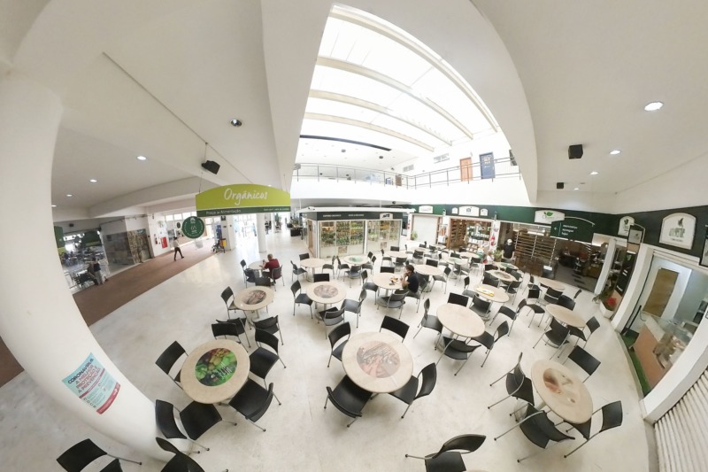 Setor de orgânicos do Mercado Municipal de Curitiba celebra 17 anos como referência nacional