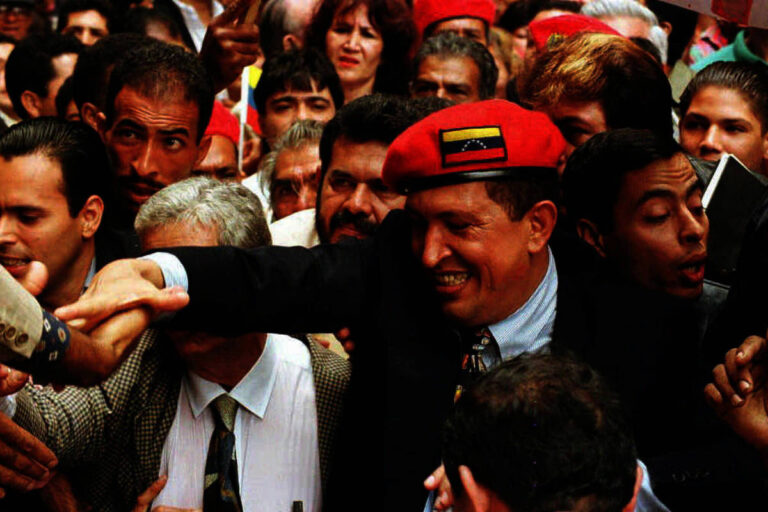 Trump projeta enriquecimento da Venezuela, mas desafios vão além do dinheiro