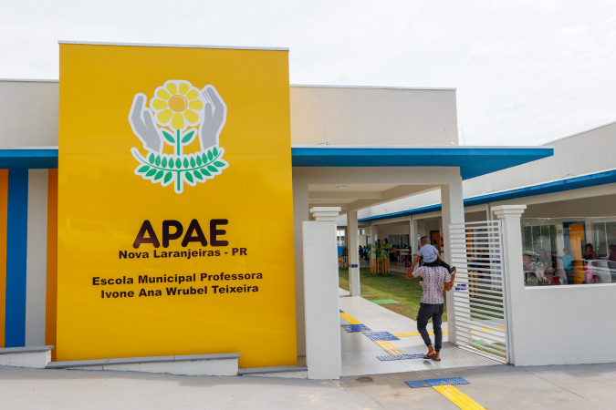 Paraná amplia investimento em construção de Apaes para 25 municípios